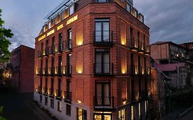 Atrium Boutique Hotel